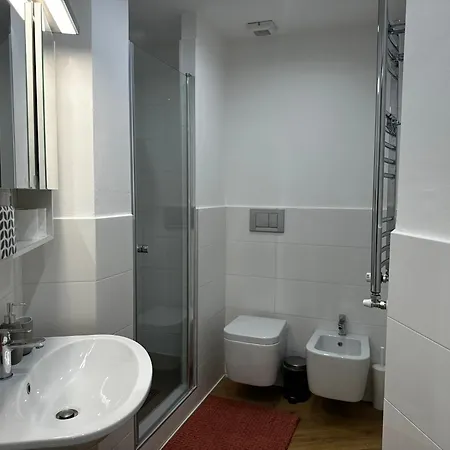 Regina In Porta Lodovica - Wifi E Breakfast Box Apartment Milan